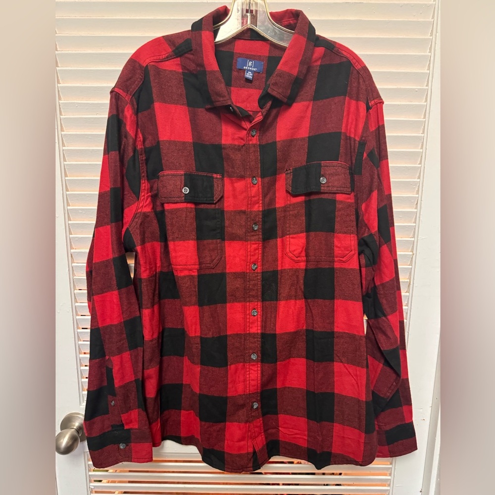 Men's 2XL Buffalo print button up shirt